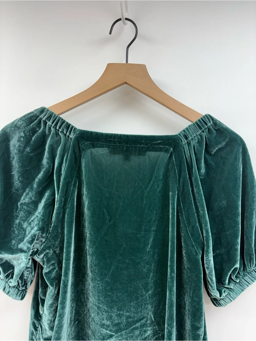 NWT Ann Taylor LOFT Velvet Puff Sleeve Sweetheart Pullover Blouse Emerald XS